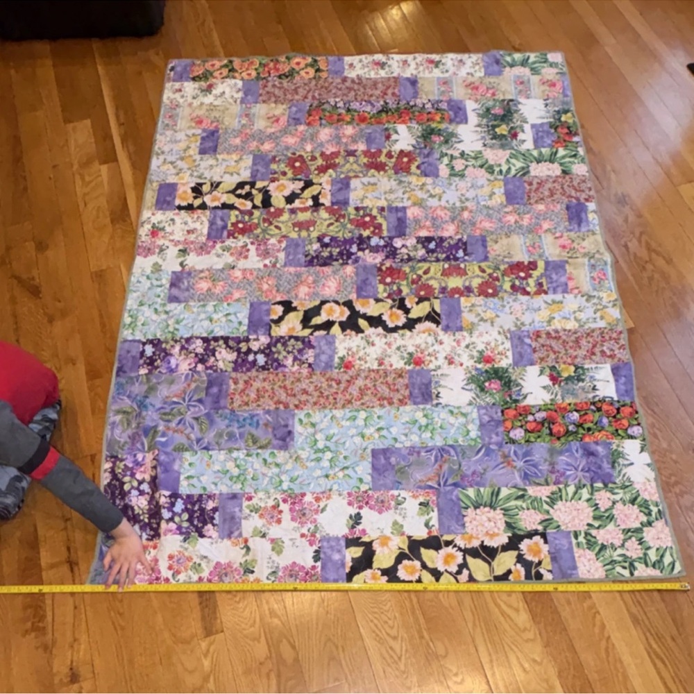 Project Linus Handmade Floral Patchwork Cotton Throw Quilt Multicolor